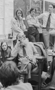 L-R, seated: Janice Hathaway (BFA 1970, MFA 1975), Walker Evans; standing: Gay Burke, unknown student, William Christenberry (BFA 1958, MA 1959). Photo by Wayne Sides, used with permission.