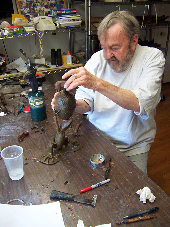 Frank Fleming (MFA 1973) in his studio in March 2014.